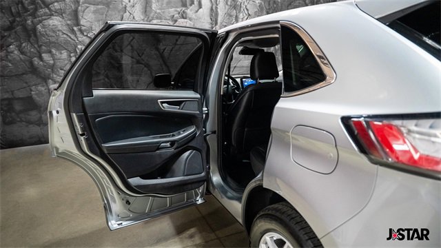 Used 2021 Ford Edge SEL image 11