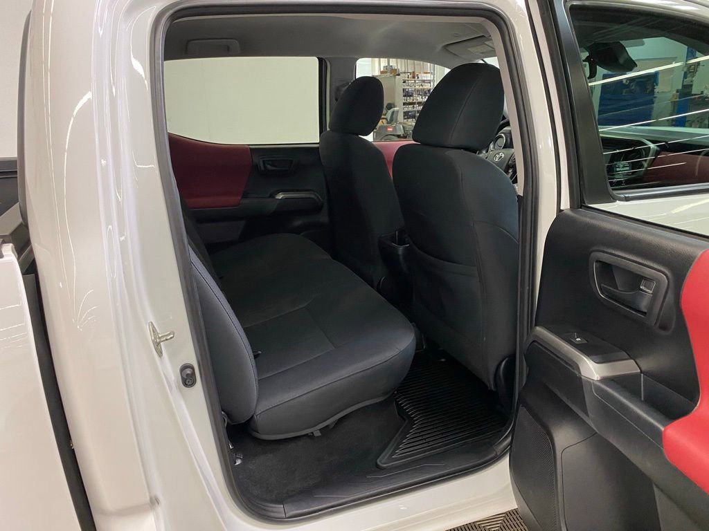 Used 2019 Toyota Tacoma SR5 image 12