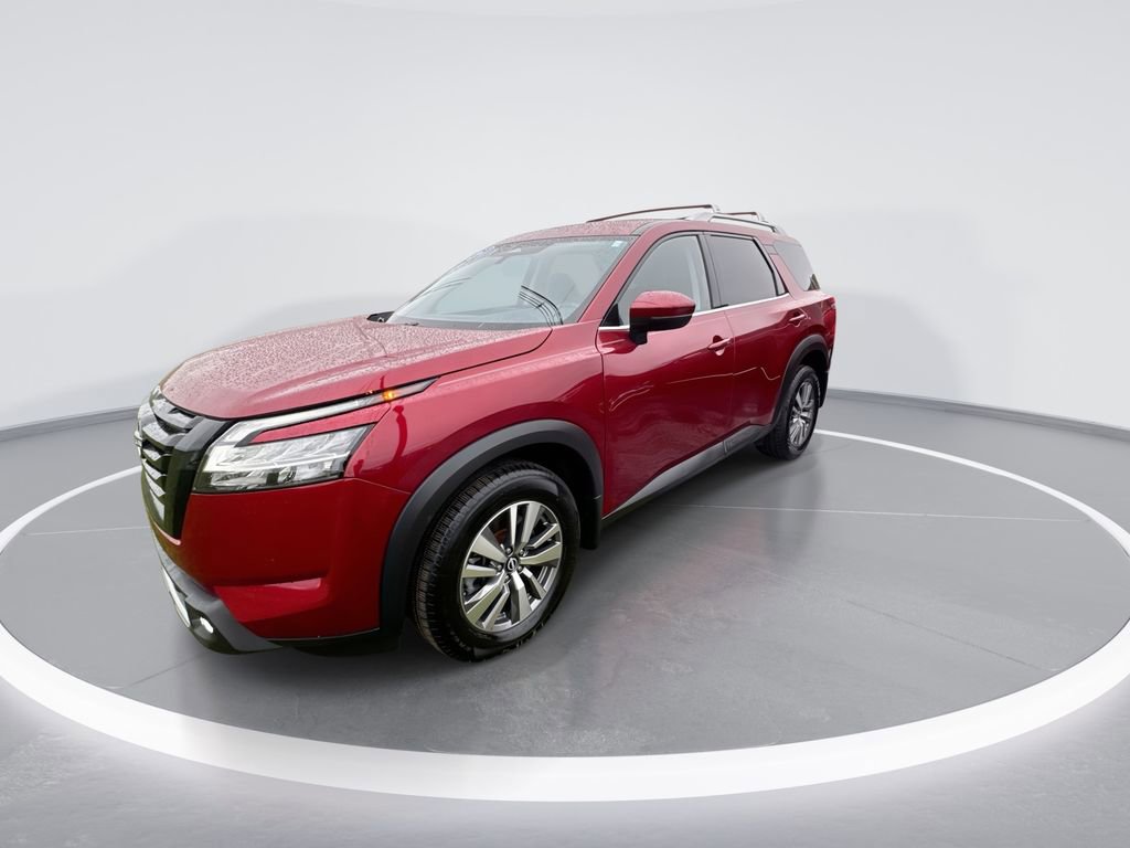 Used 2022 Nissan Pathfinder SL w/ SL Black Package AWD/4WD image 4
