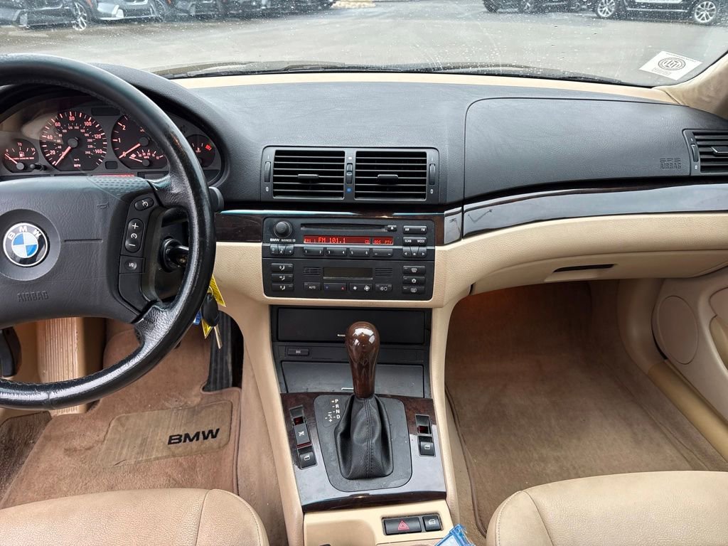 Used 2003 BMW 325i Sedan image 17