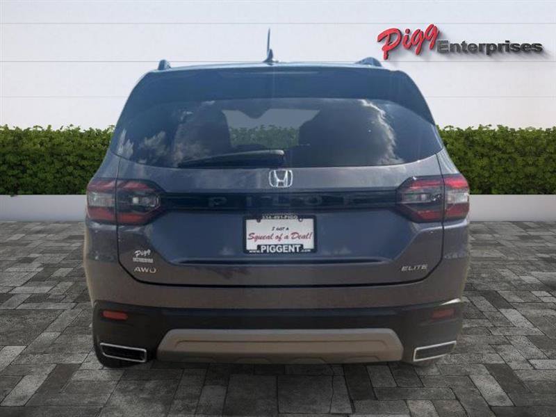 Used 2025 Honda Pilot Elite image 9