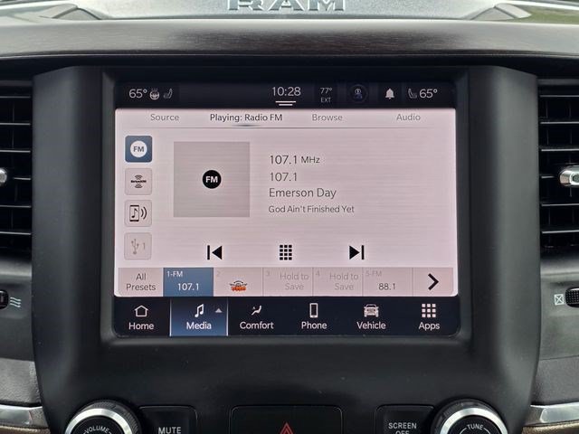 Used 2022 RAM 1500 Laramie AWD/4WD image 27