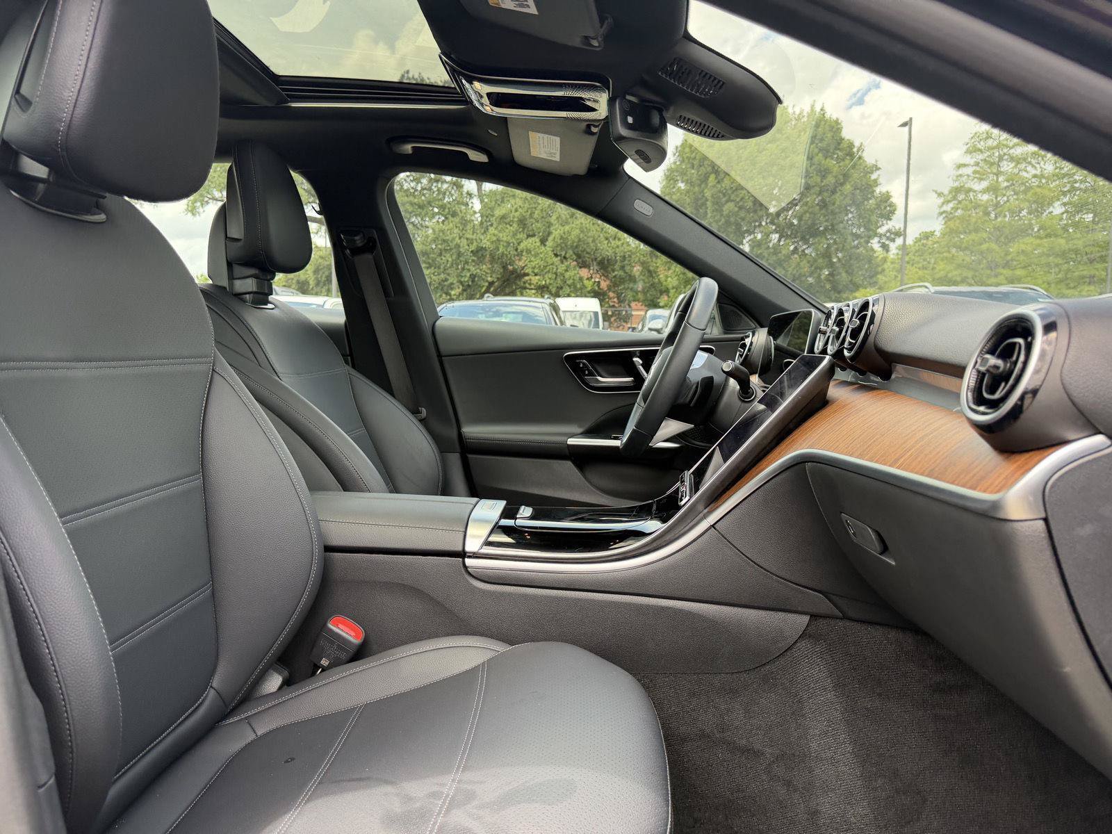 Certified 2025 Mercedes-Benz C 300 4MATIC Sedan image 31