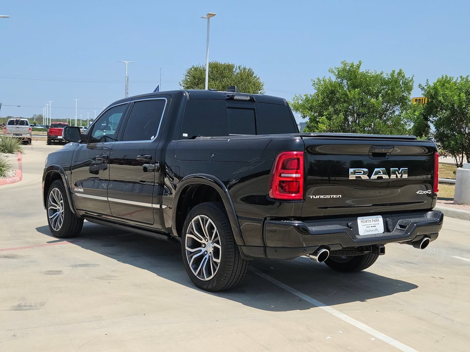 Used 2025 RAM 1500 Tungsten AWD/4WD image 5