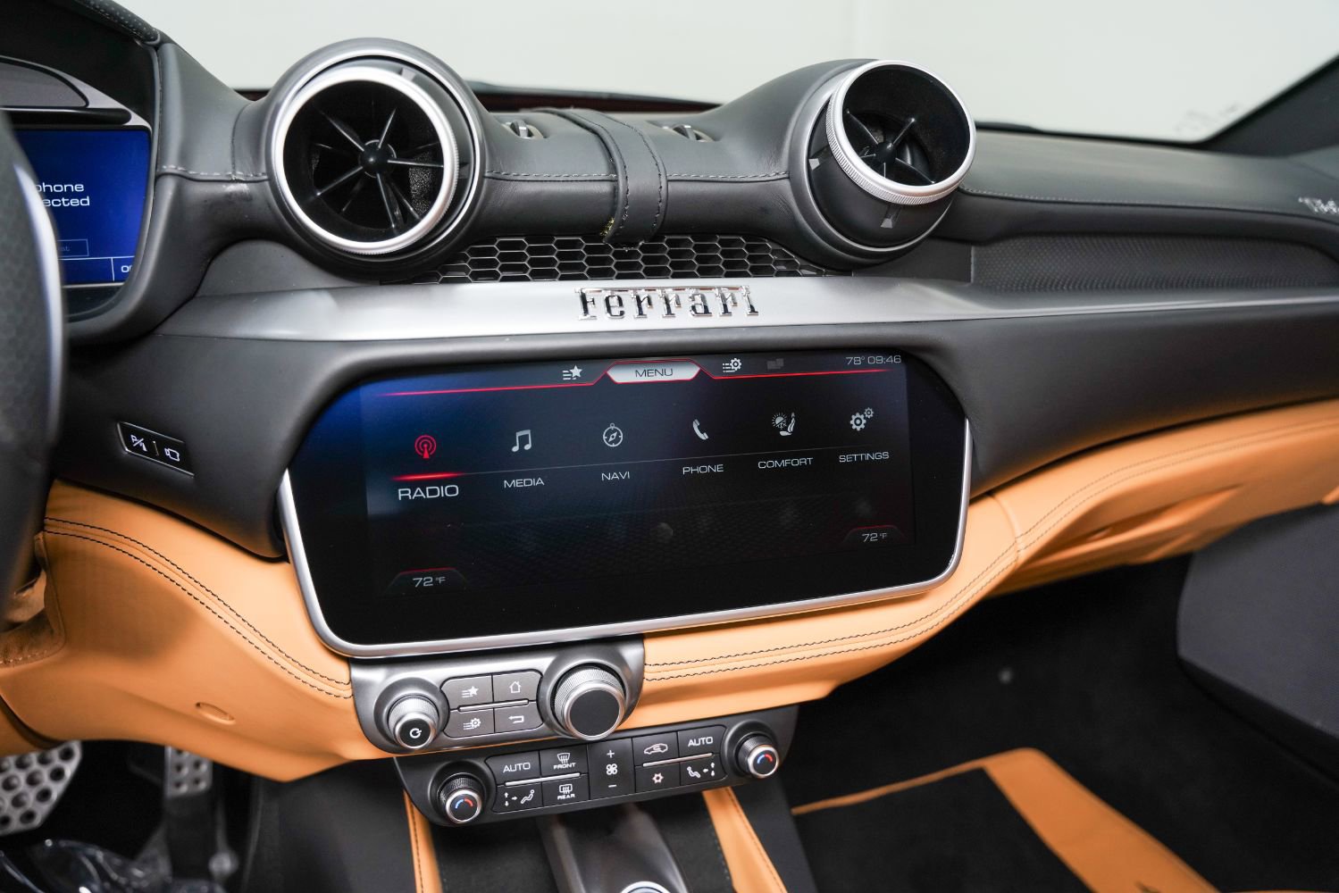 Used 2020 Ferrari Portofino image 44
