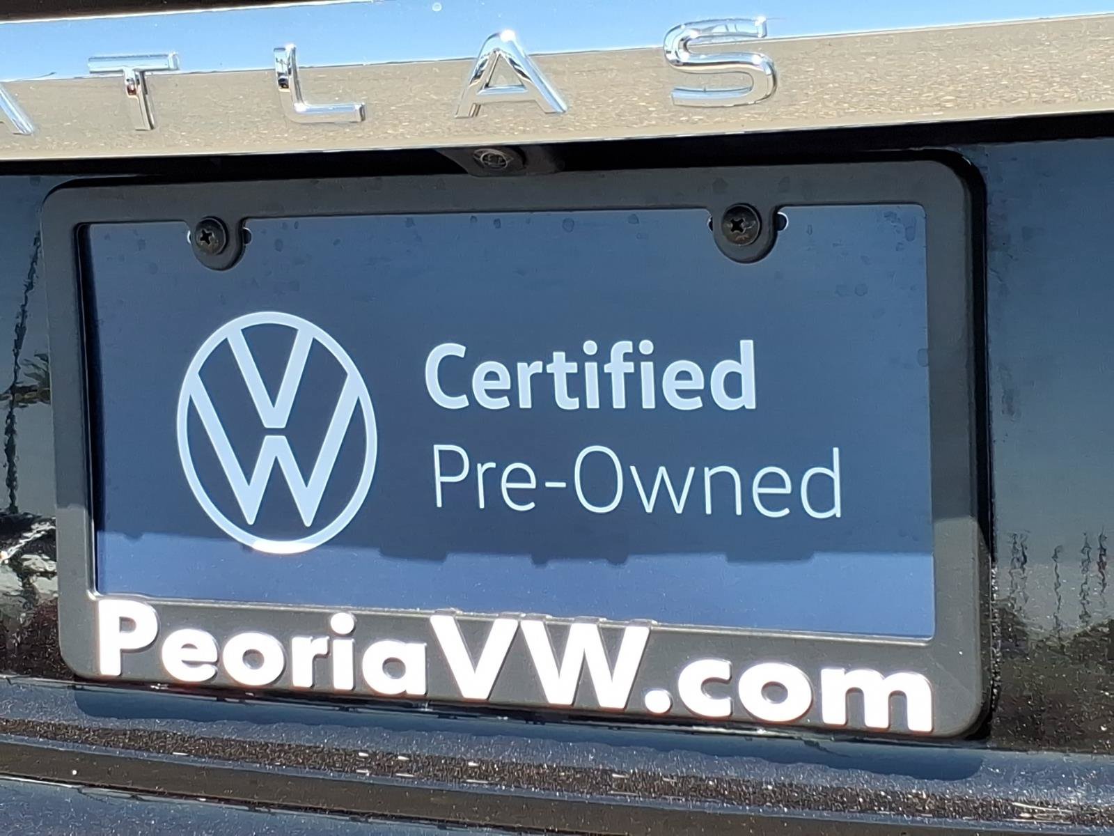 Certified 2022 Volkswagen Atlas Cross Sport SEL Premium R-Line AWD/4WD image 17