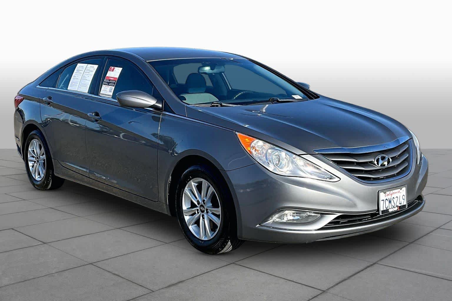 Used 2013 Hyundai Sonata GLS w/ Popular Equipment Pkg FWD image 2