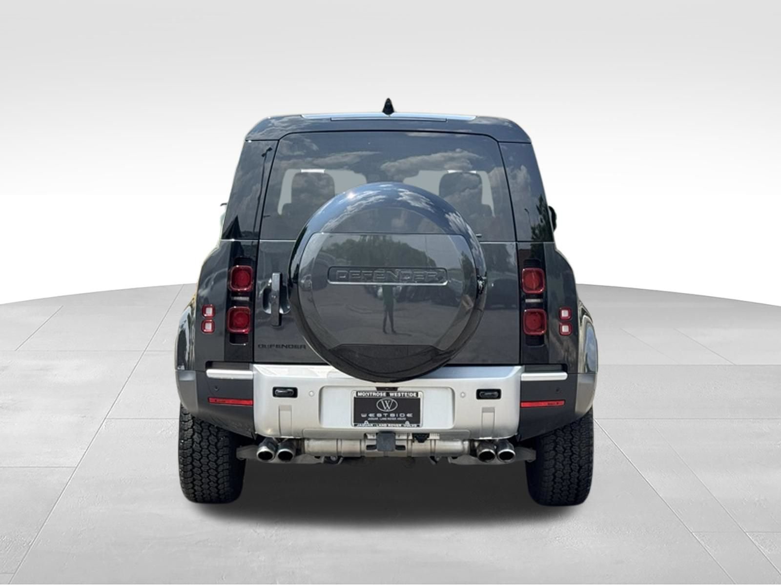 New 2024 Land Rover Defender 110 SE AWD/4WD image 7