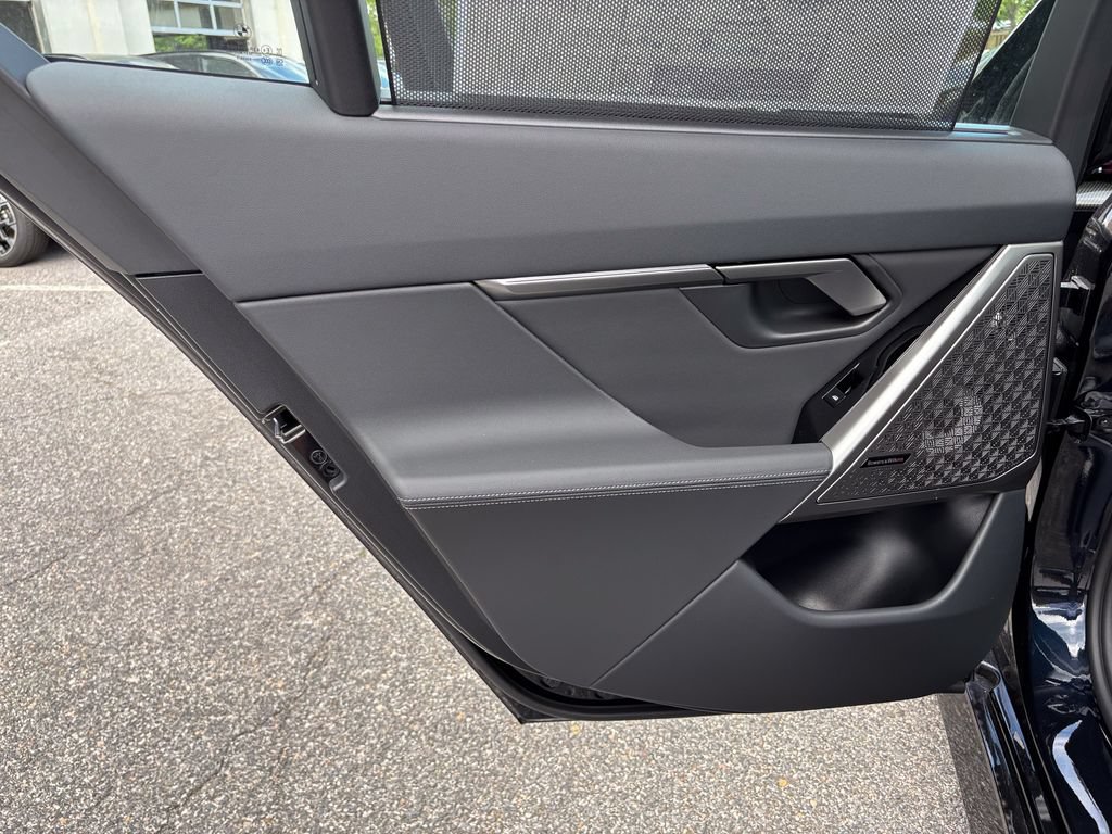 New 2027 BMW 550e xDrive w/ Executive Package AWD/4WD image 33