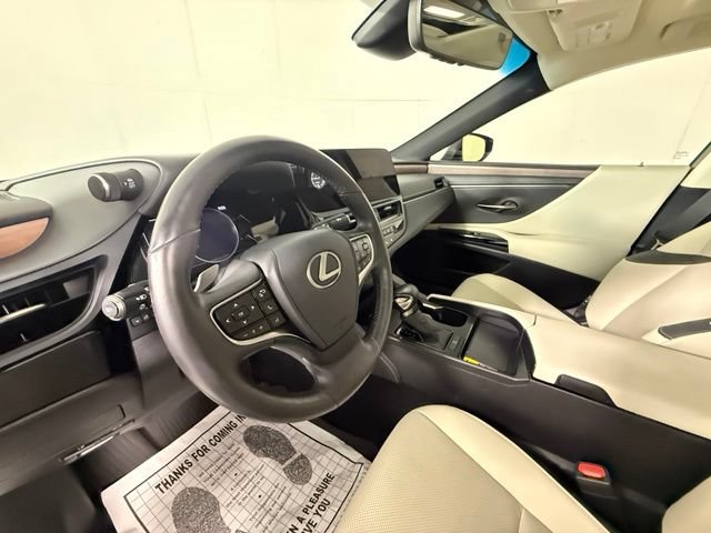Certified 2024 Lexus ES 350 w/ Premium Package FWD image 7
