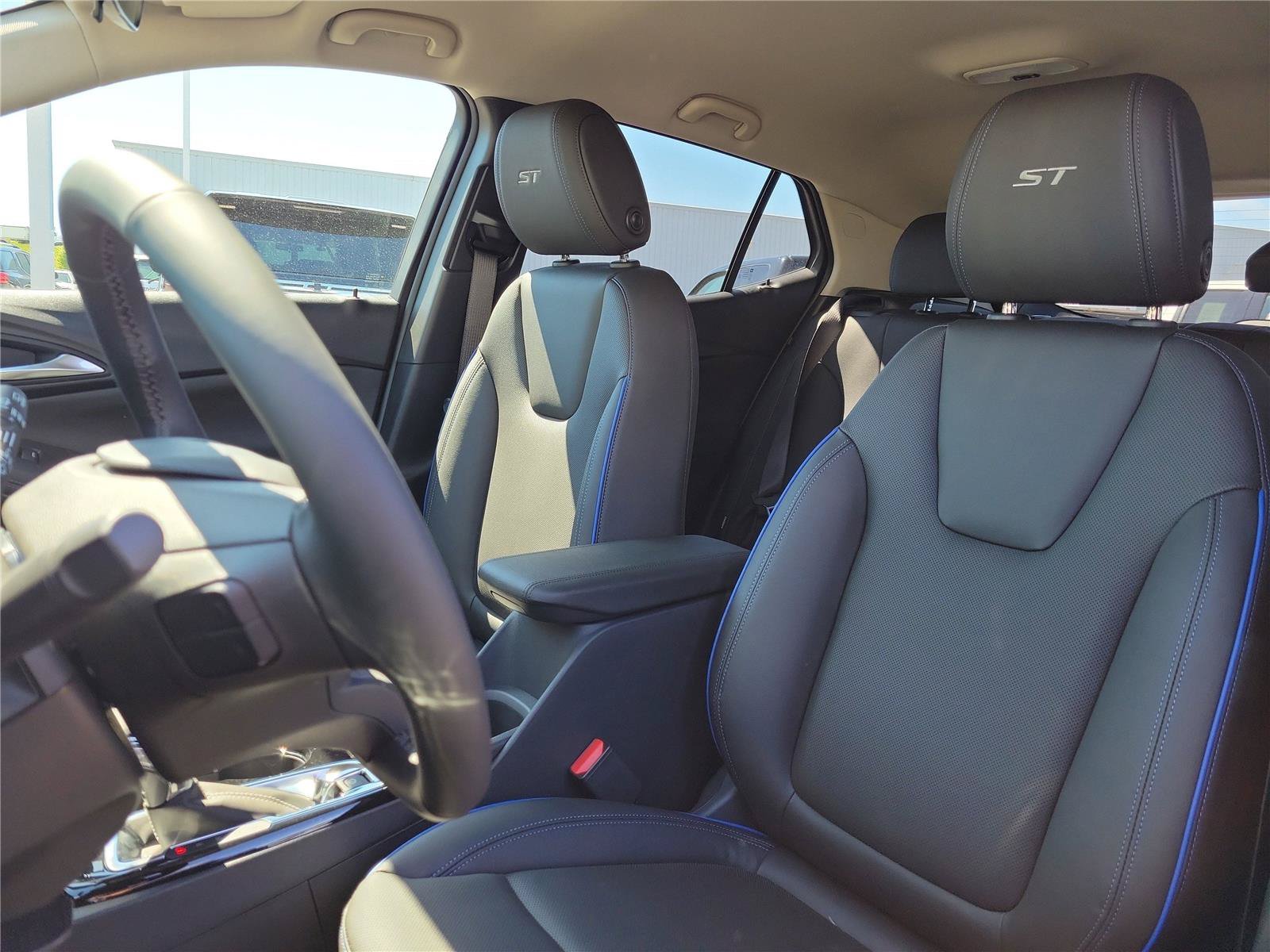 New 2026 Buick Encore GX Sport Touring w/ Advanced Technology Package FWD image 17