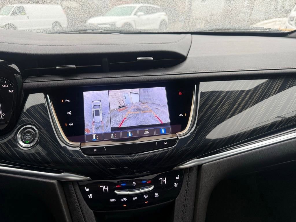 Used 2024 Cadillac XT6 Premium Luxury w/ Technology Package AWD/4WD image 25