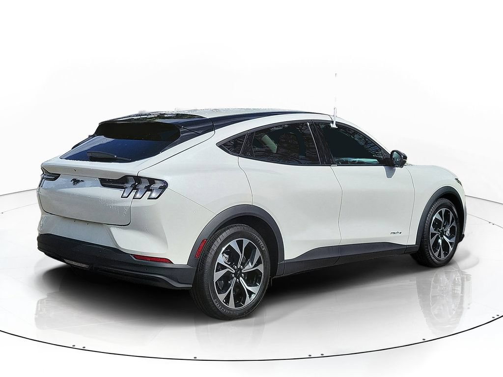 Certified 2025 Ford Mustang Mach-E Select RWD image 3