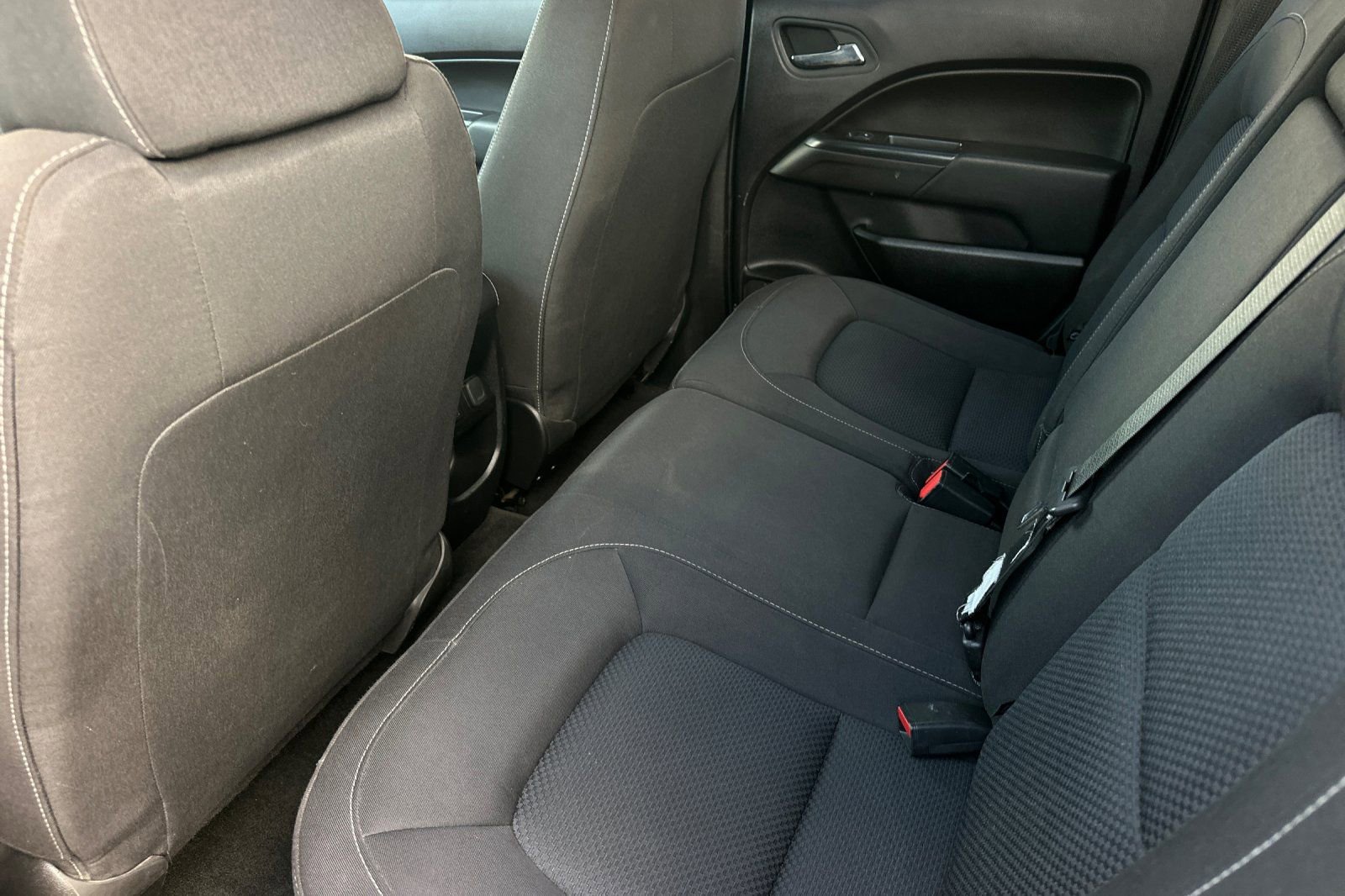 Used 2018 Chevrolet Colorado LT image 12