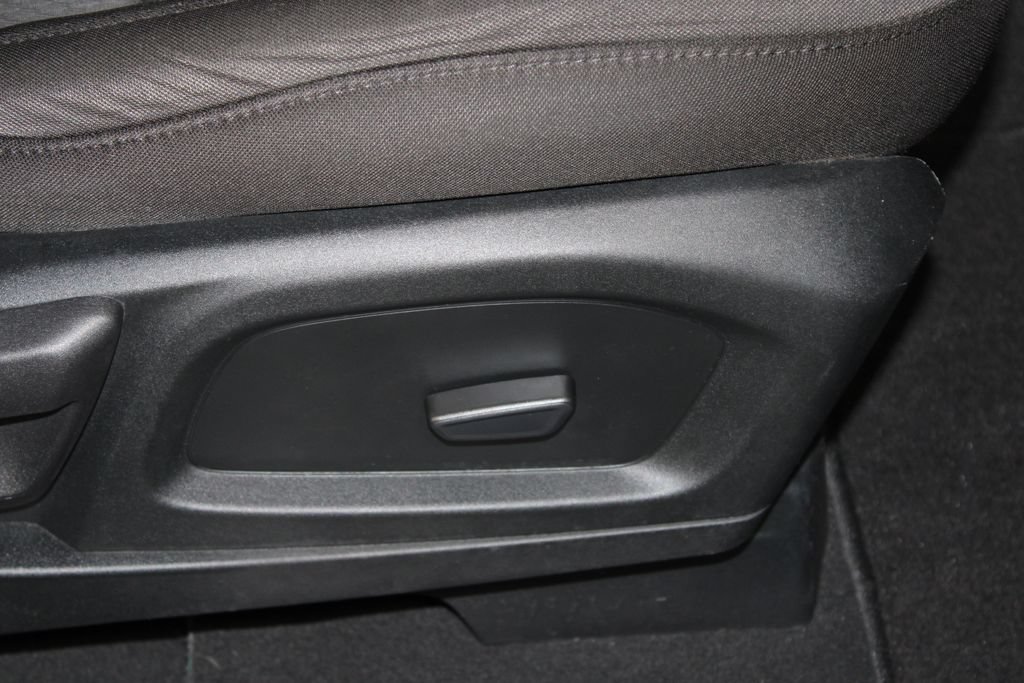 Used 2023 Ford Explorer XLT AWD/4WD image 27