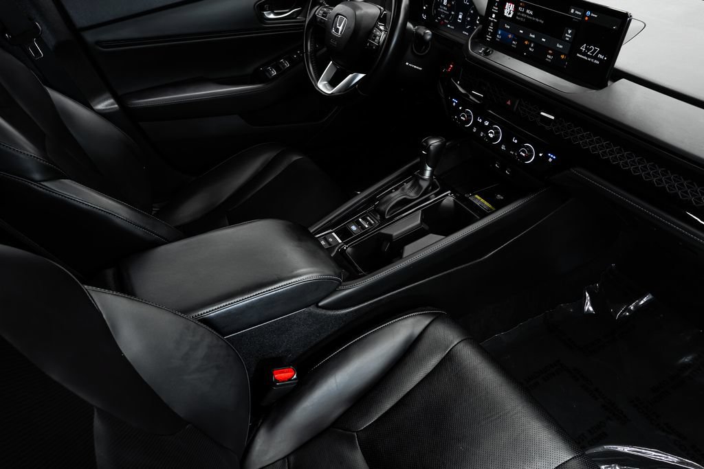 Used 2024 Honda Accord Touring image 30
