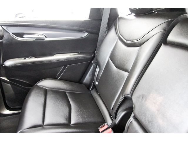 Used 2025 Cadillac XT5 Luxury FWD image 11