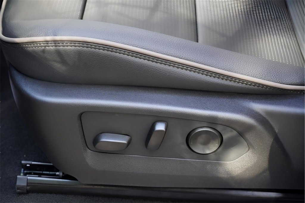 New 2026 GMC Canyon Denali image 26