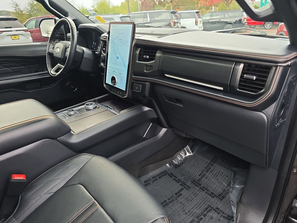 Used 2024 Ford Expedition Max Platinum image 37