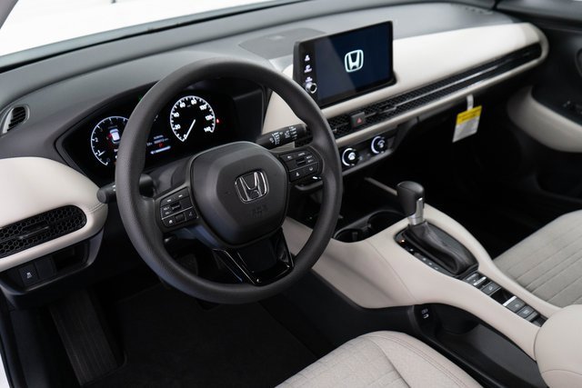 New 2026 Honda HR-V LX image 3