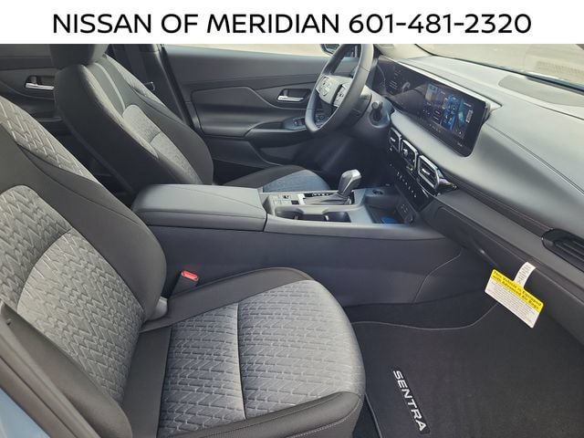 New 2027 Nissan Sentra SV w/ SV Convenience Package FWD image 5
