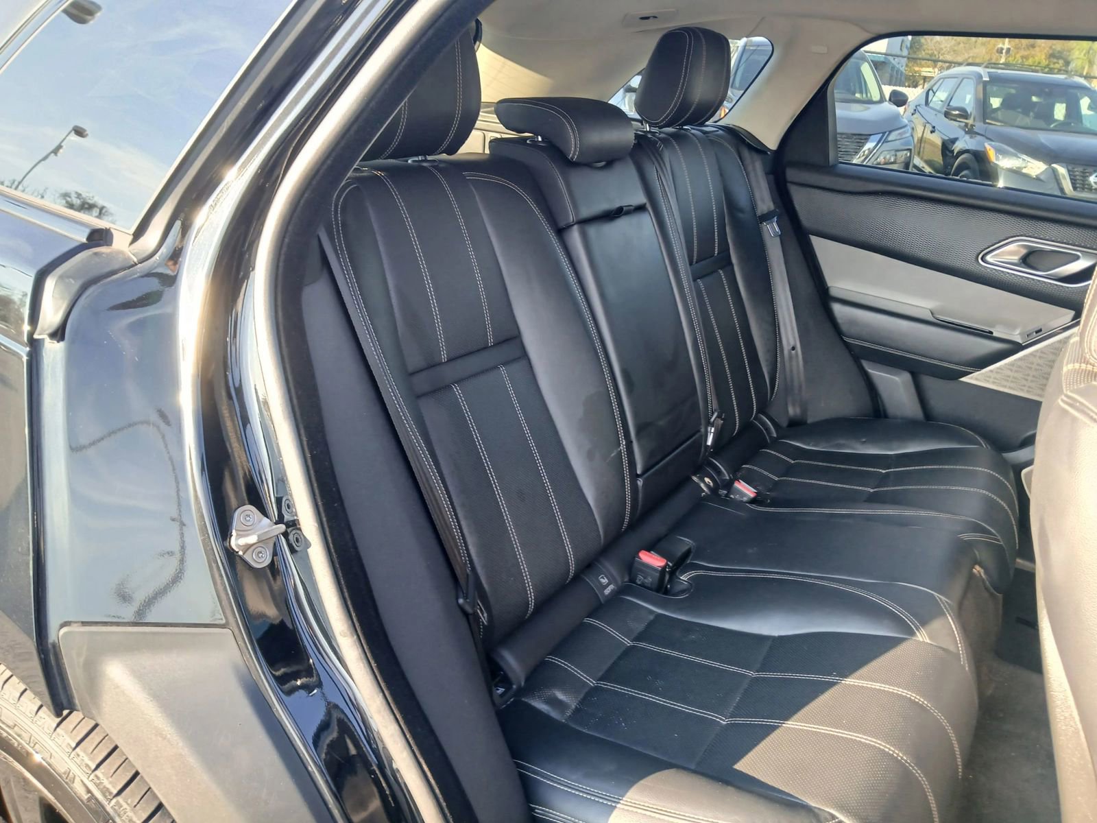 Used 2018 Land Rover Range Rover Velar S image 14