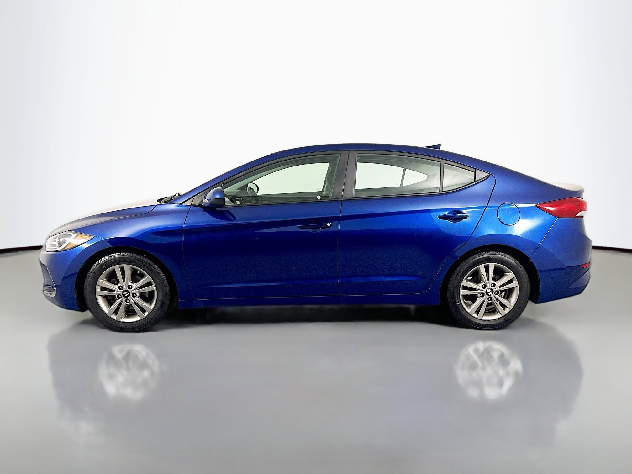 Used 2018 Hyundai Elantra Value Edition w/ Cargo Package image 8