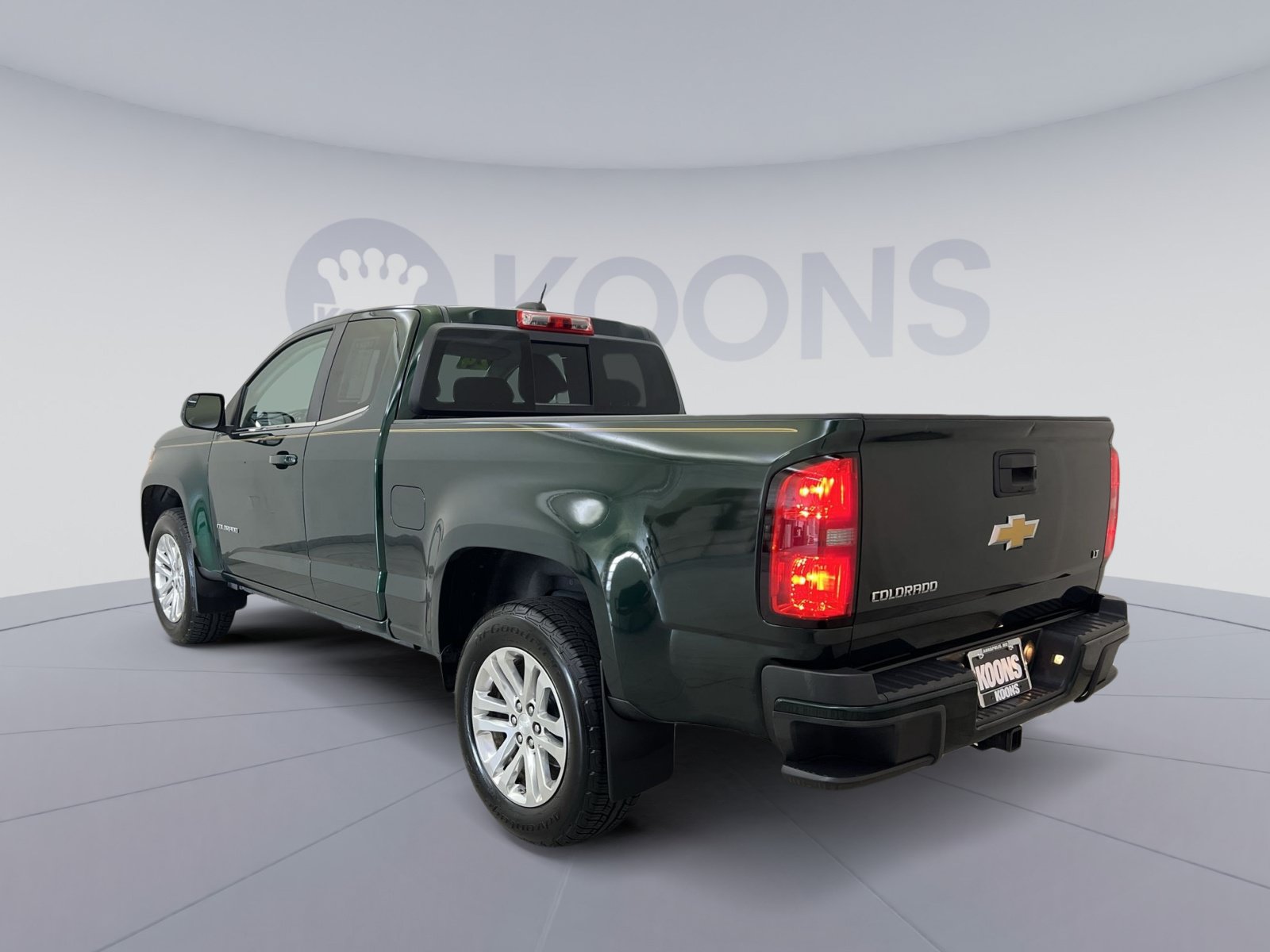 Used 2016 Chevrolet Colorado LT w/ LT Convenience Package RWD image 7
