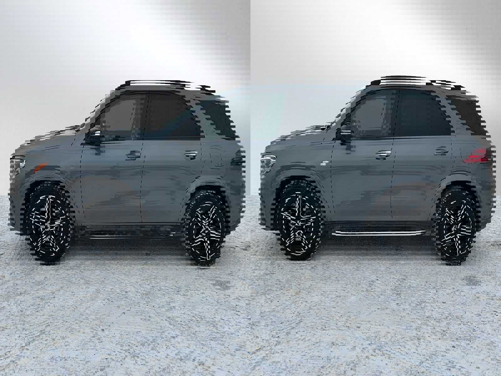 Used 2025 Mercedes-Benz GLE 450e 4MATIC image 6