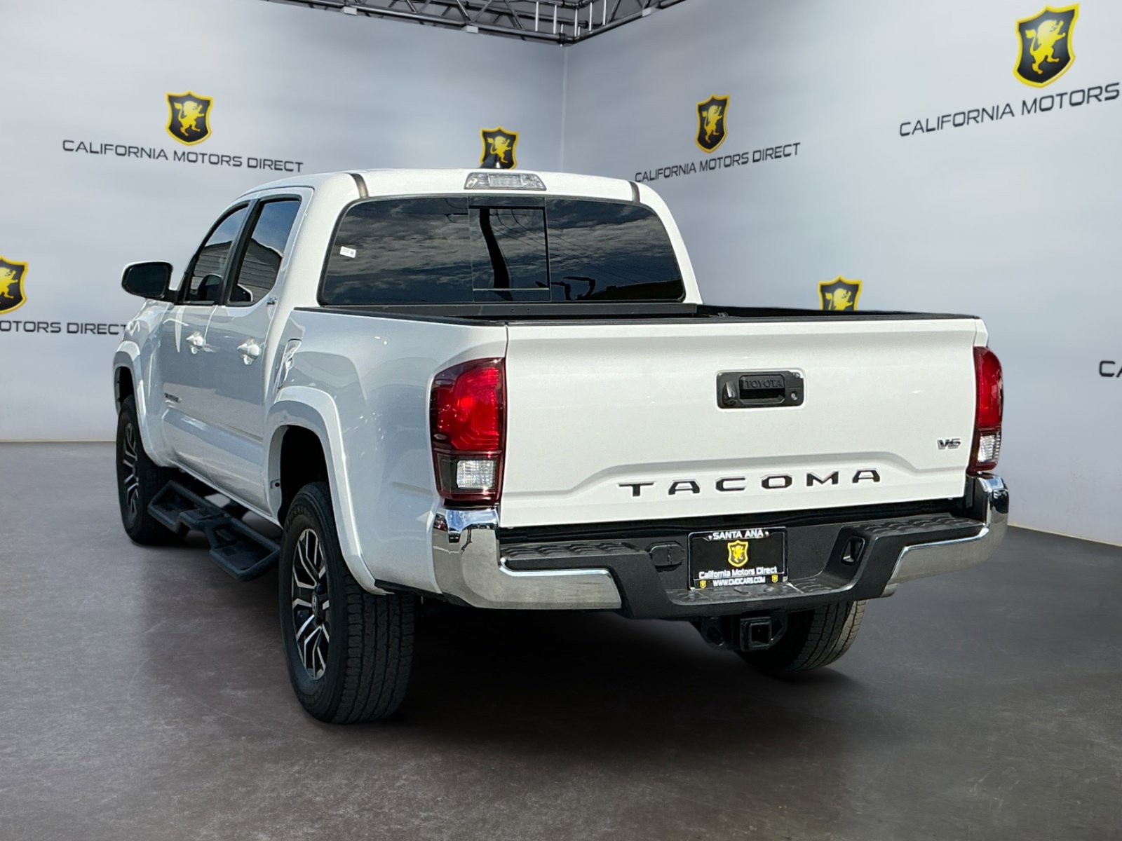 Used 2022 Toyota Tacoma SR5 RWD image 7