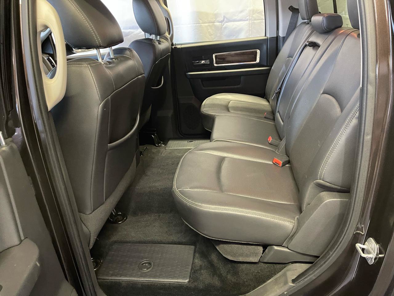 Used 2011 RAM 1500 Laramie AWD/4WD image 21