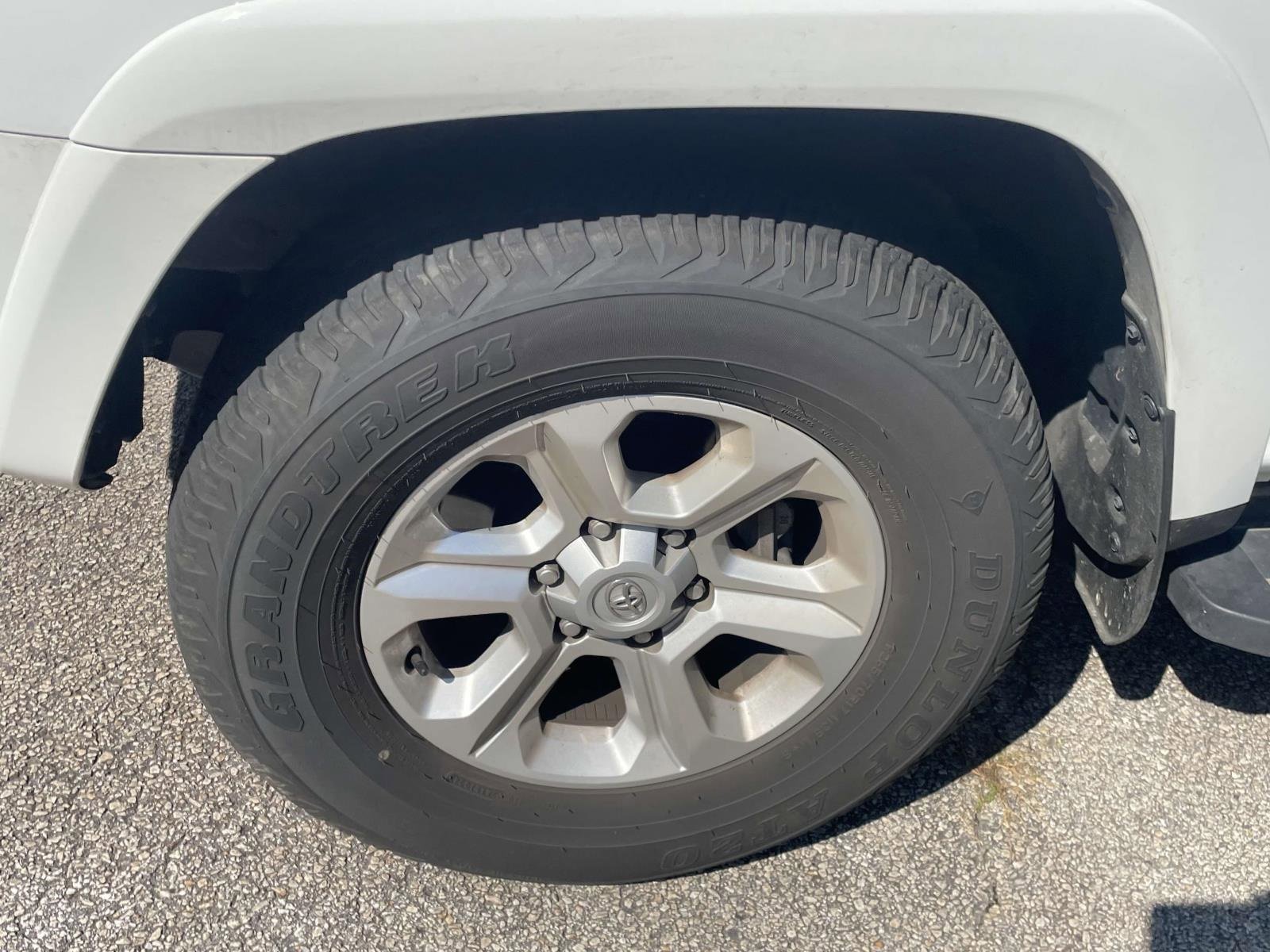 Used 2024 Toyota 4Runner SR5 image 10