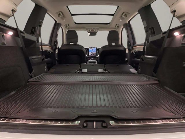 Used 2025 Volvo XC90 B6 Plus w/ Protection Package Premier AWD/4WD image 76