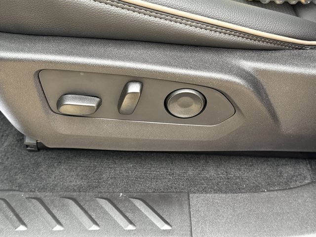 New 2026 GMC Canyon Denali image 17