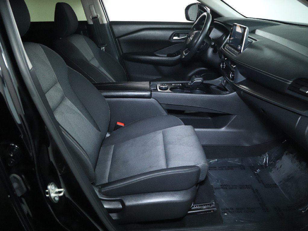 Used 2024 Nissan Rogue SV AWD/4WD image 28
