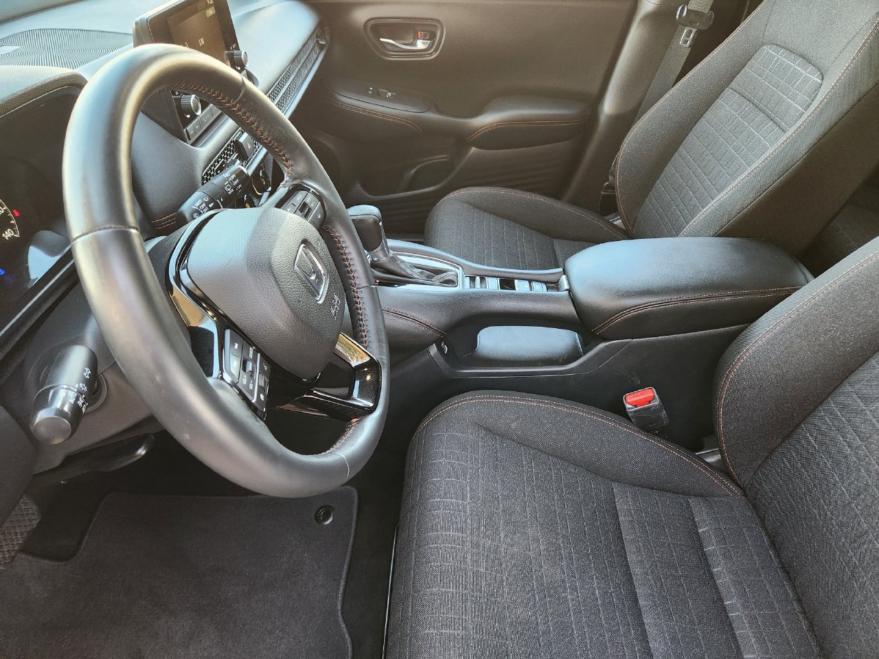 Used 2023 Honda HR-V Sport image 12