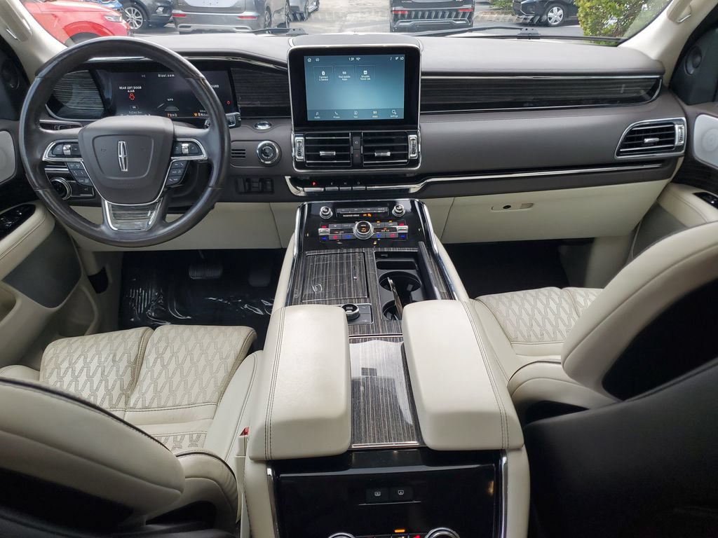 Used 2021 Lincoln Navigator L Black Label AWD/4WD image 17