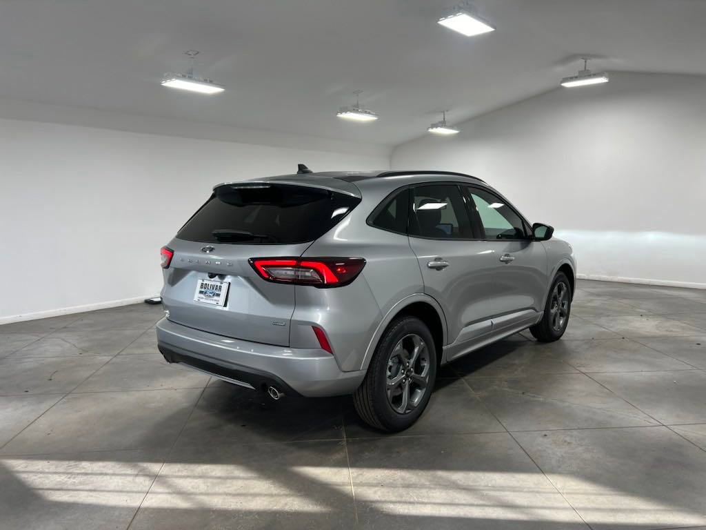 New 2024 Ford Escape ST-Line w/ Equipment Group 301A image 8