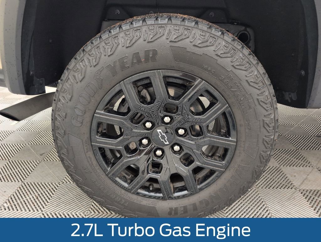 Used 2023 Chevrolet Colorado Trail Boss w/ Technology Package image 21