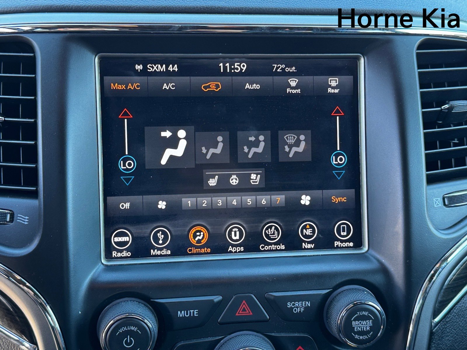 Used 2018 Jeep Grand Cherokee Overland image 21