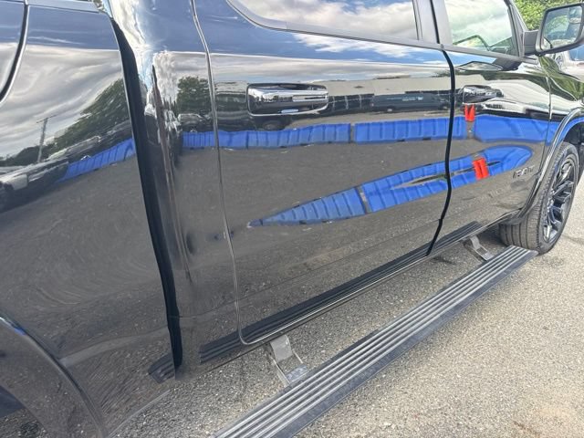 Used 2025 RAM 1500 Limited AWD/4WD image 27