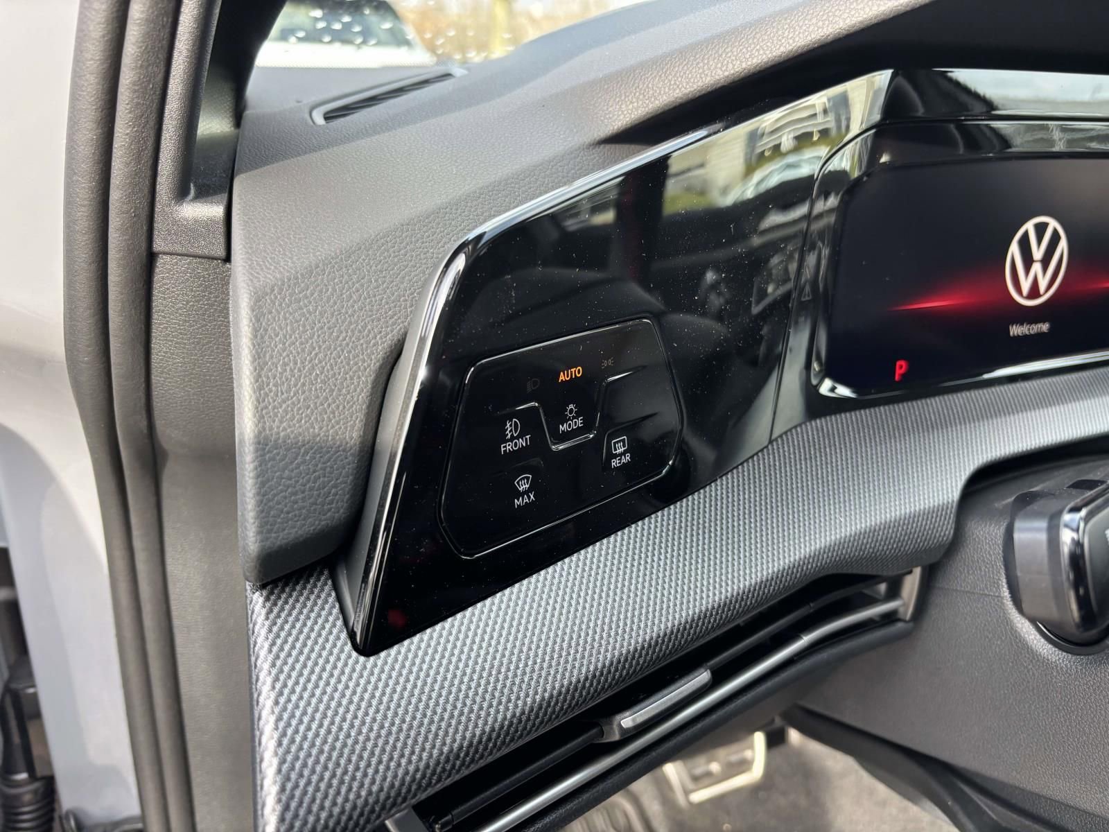 New 2026 Volkswagen GTI SE image 14