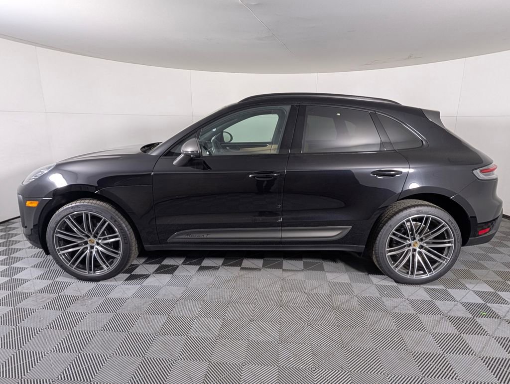 New 2026 Porsche Macan Turbo image 2
