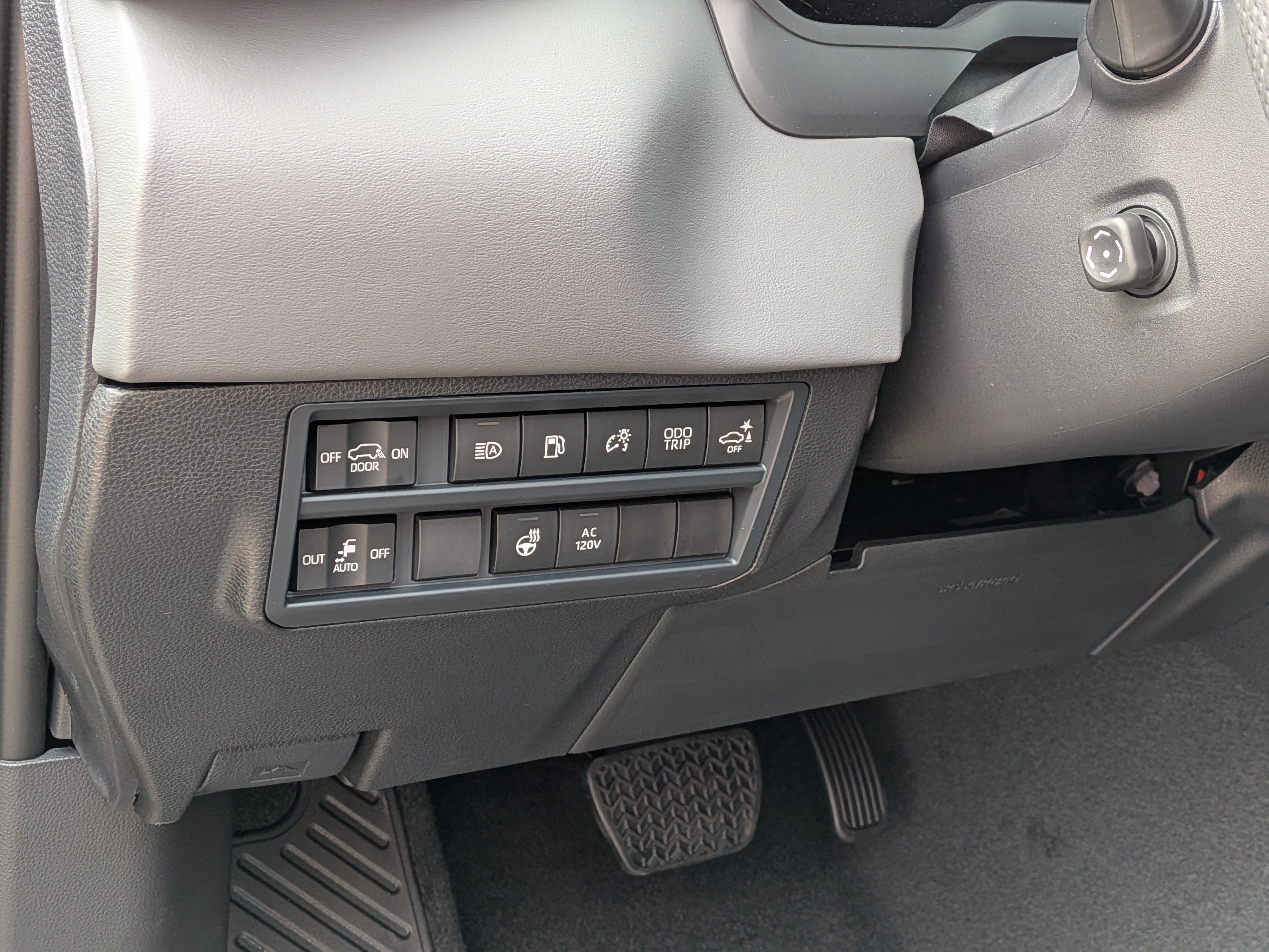 New 2026 Toyota Sequoia Capstone AWD/4WD image 11