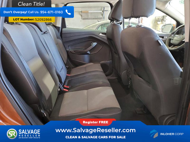 Used 2017 Ford Escape SE FWD image 13