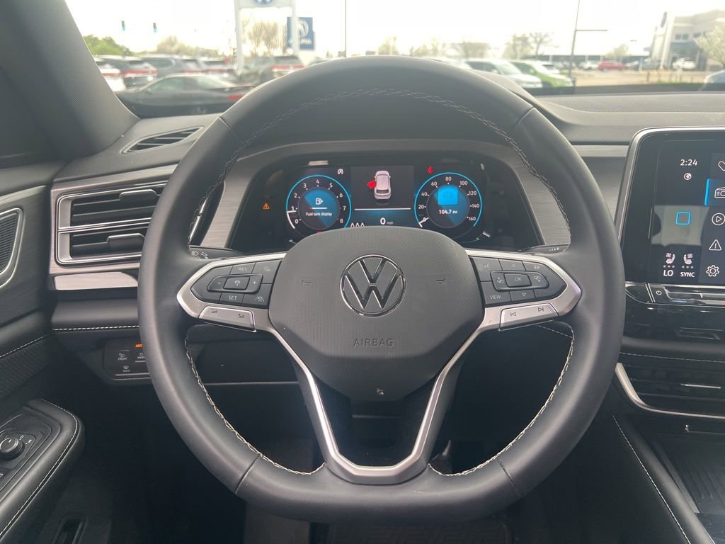 Used 2025 Volkswagen Atlas Cross Sport SE AWD/4WD image 26