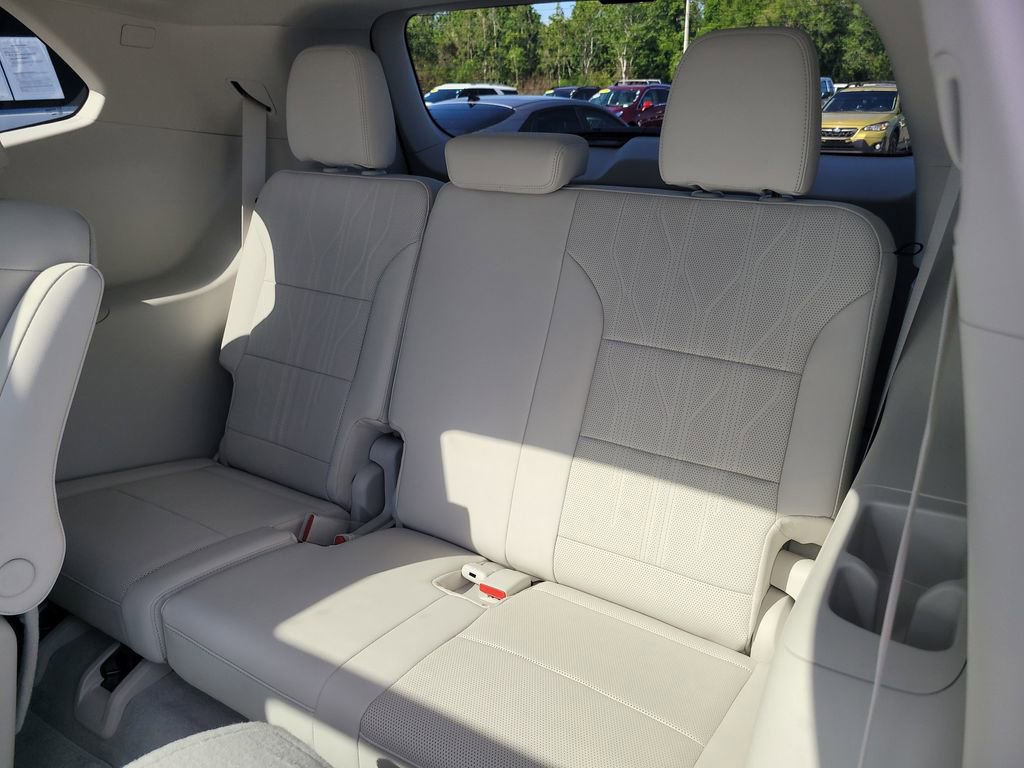 Used 2026 Buick Enclave Avenir w/ Super Cruise Package image 14