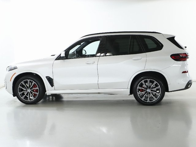 Used 2026 BMW X5 xDrive40i w/ M Sport Package AWD/4WD image 43