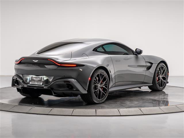 Used 2021 Aston Martin V8 Vantage Automatic image 9