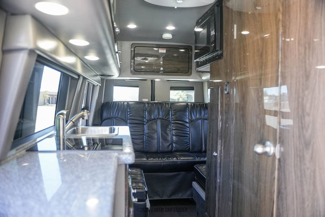 Used 2017 Mercedes-Benz Sprinter 3500 image 29
